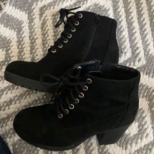 Heel booties